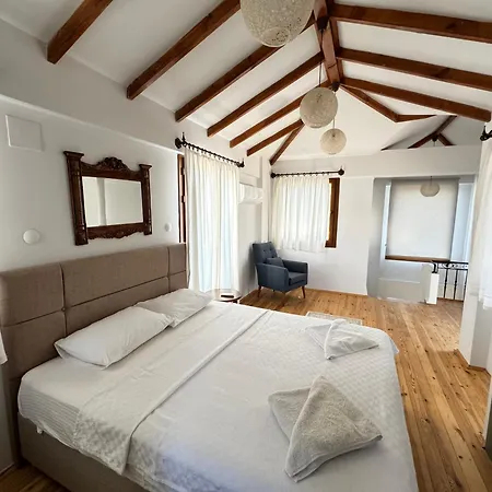 Merry - 3br Private Pool&garden - 50m To River 빌라