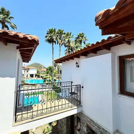 Villa Merry - Dalyan Stonehouse With Palmtrees, 50m To River Ortaca (Mugla)