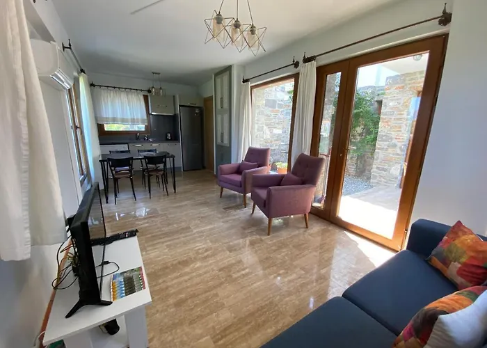 Merry - 3br Ensuite - 50m To River 别墅 Ortaca (Mugla)